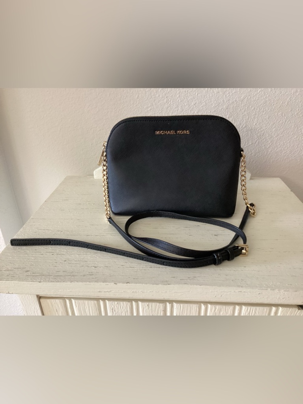 Michael Kors Cindy Dome Crossbody Bag Black Saffiano Leather -